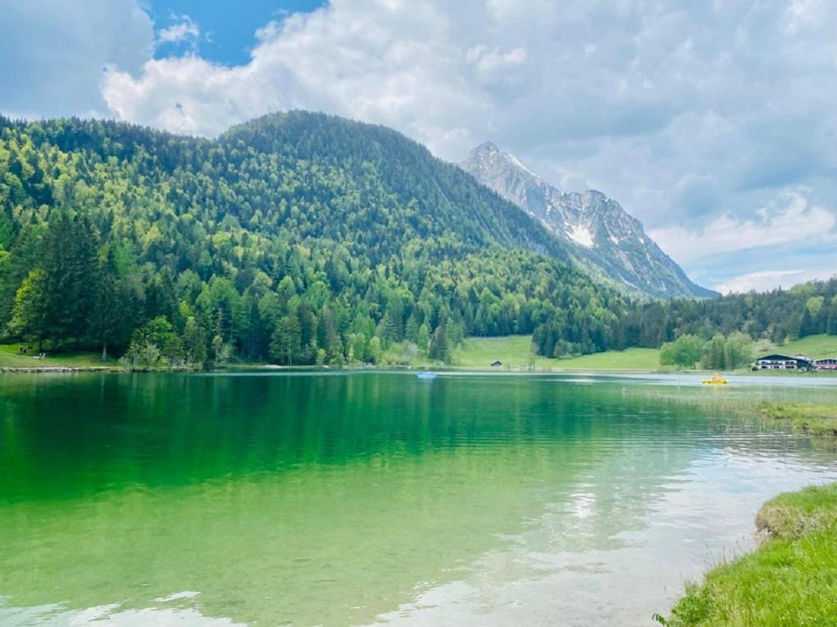 Alpenappartements Schwalbennestl Mittenwald Luaran gambar