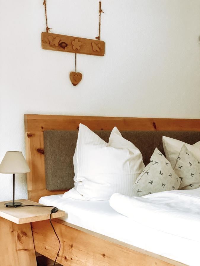 Alpenappartements Schwalbennestl Mittenwald Luaran gambar