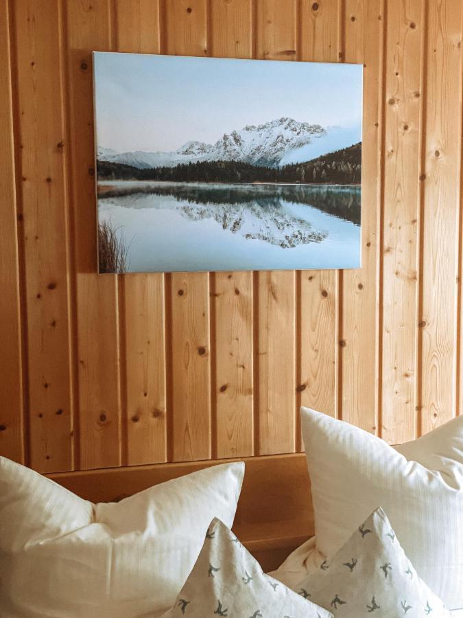 Alpenappartements Schwalbennestl Mittenwald Luaran gambar