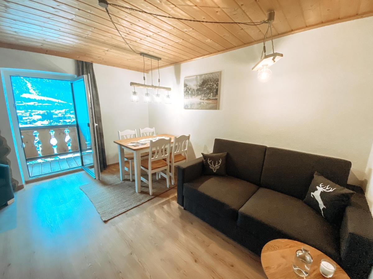Alpenappartements Schwalbennestl Mittenwald Luaran gambar