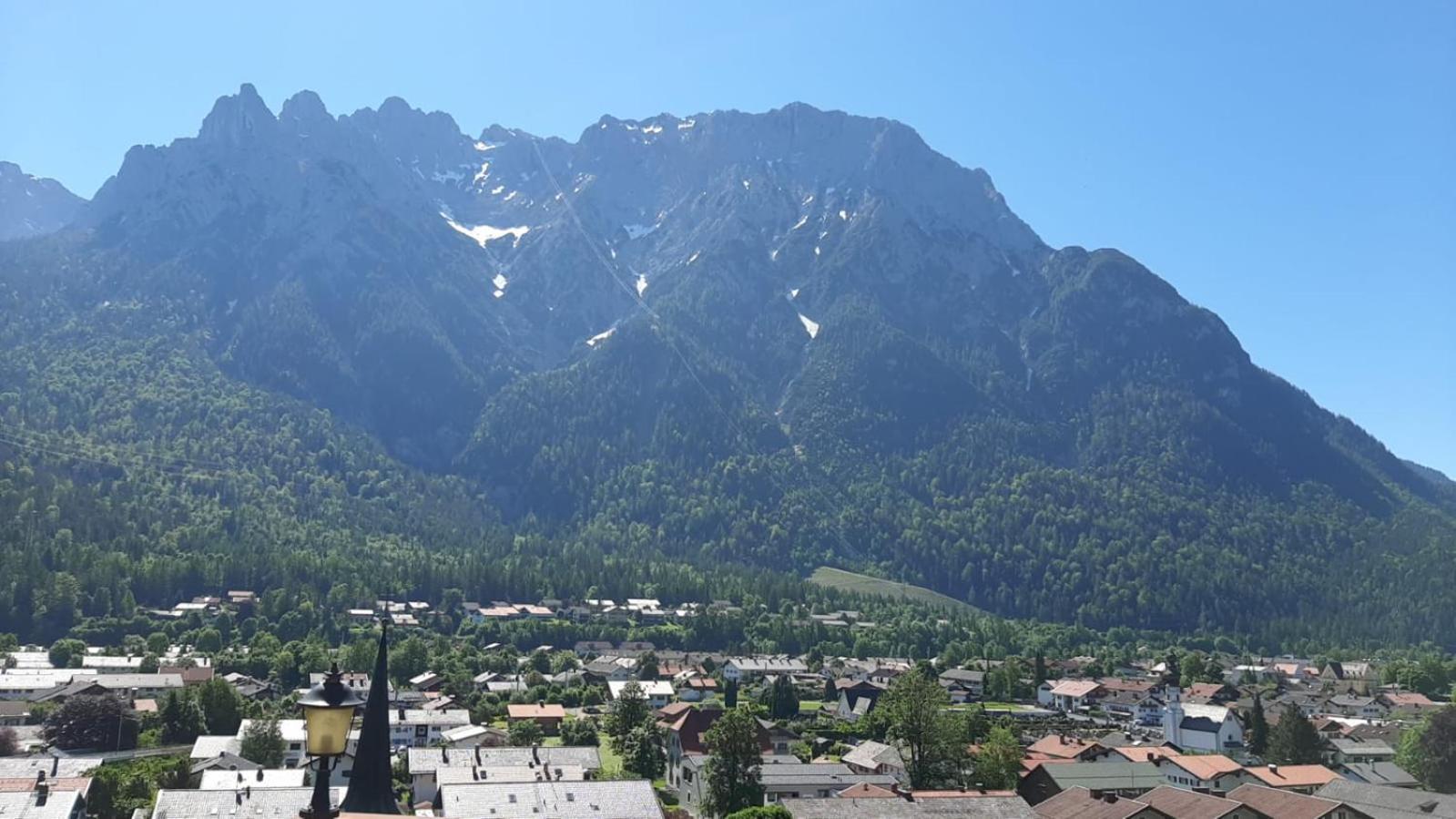 Alpenappartements Schwalbennestl Mittenwald Luaran gambar